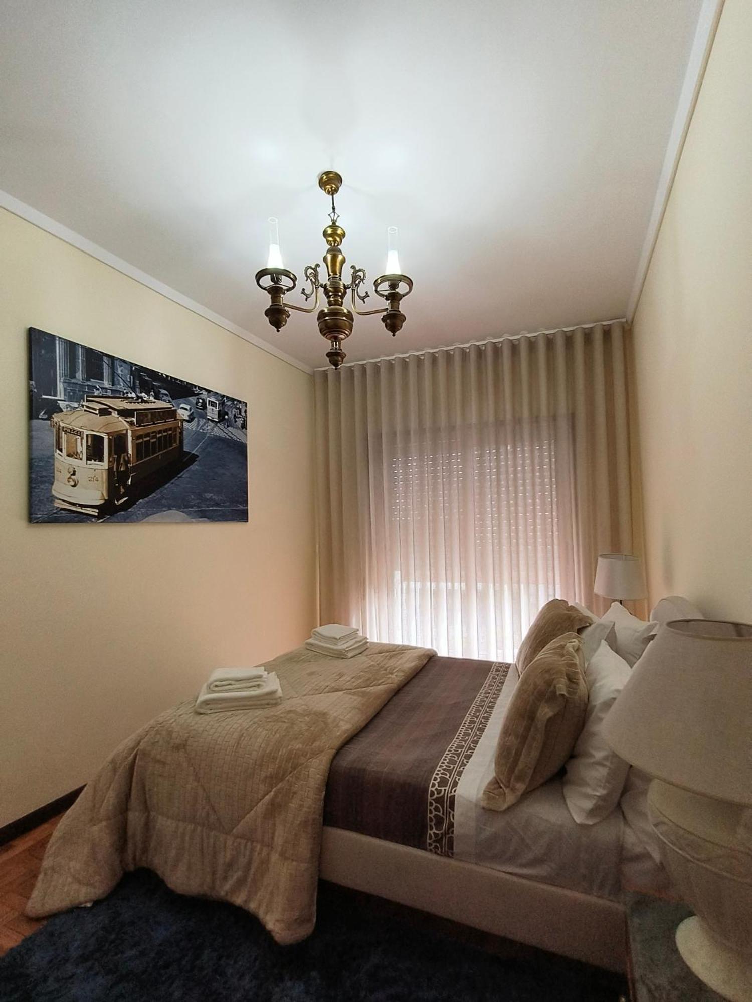 Art Gallery Apartment Porto Luaran gambar