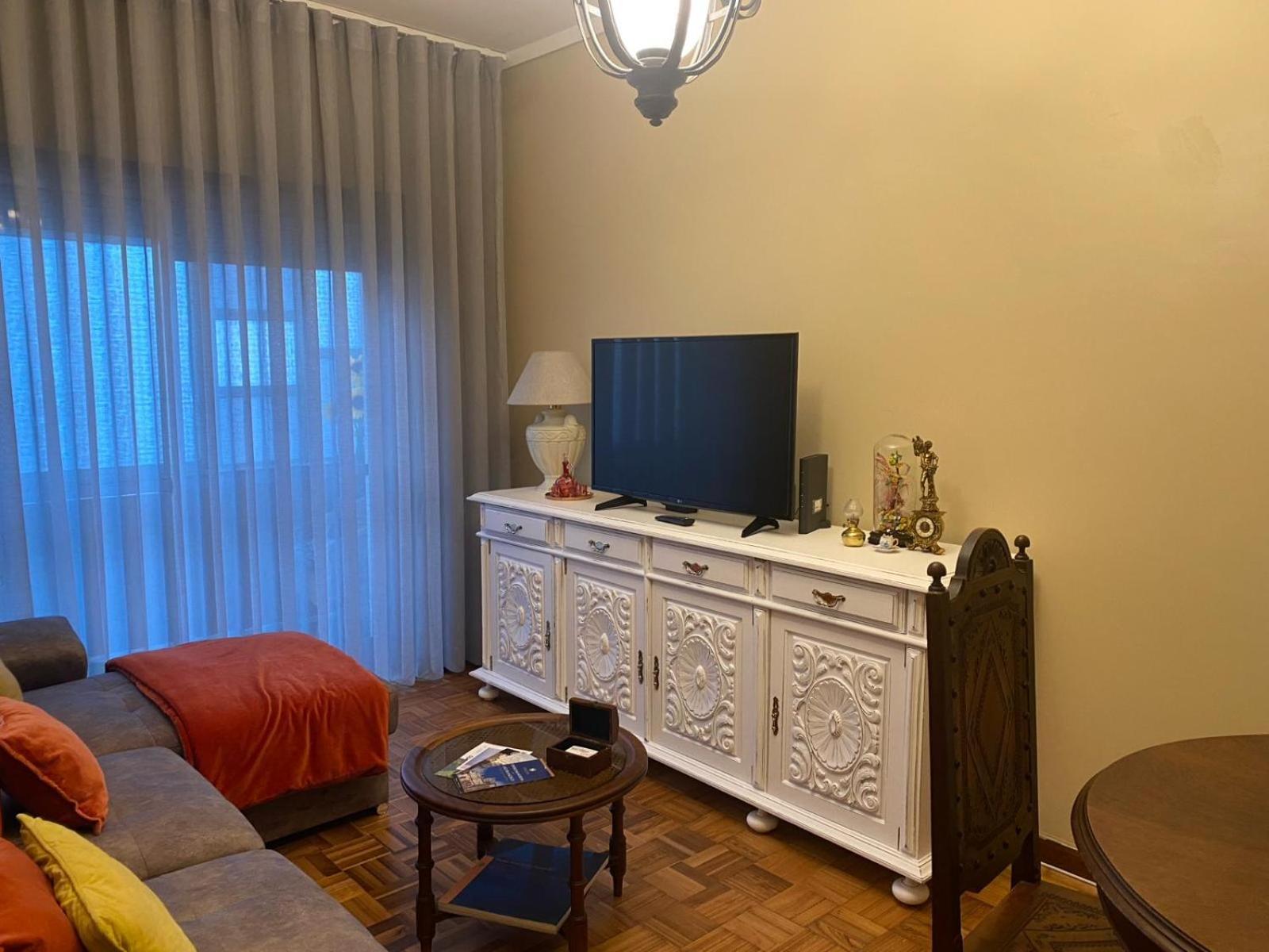 Art Gallery Apartment Porto Luaran gambar