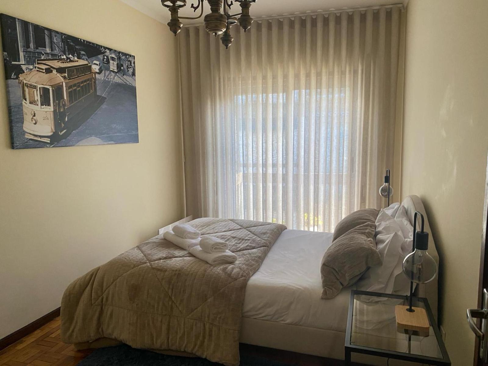 Art Gallery Apartment Porto Luaran gambar