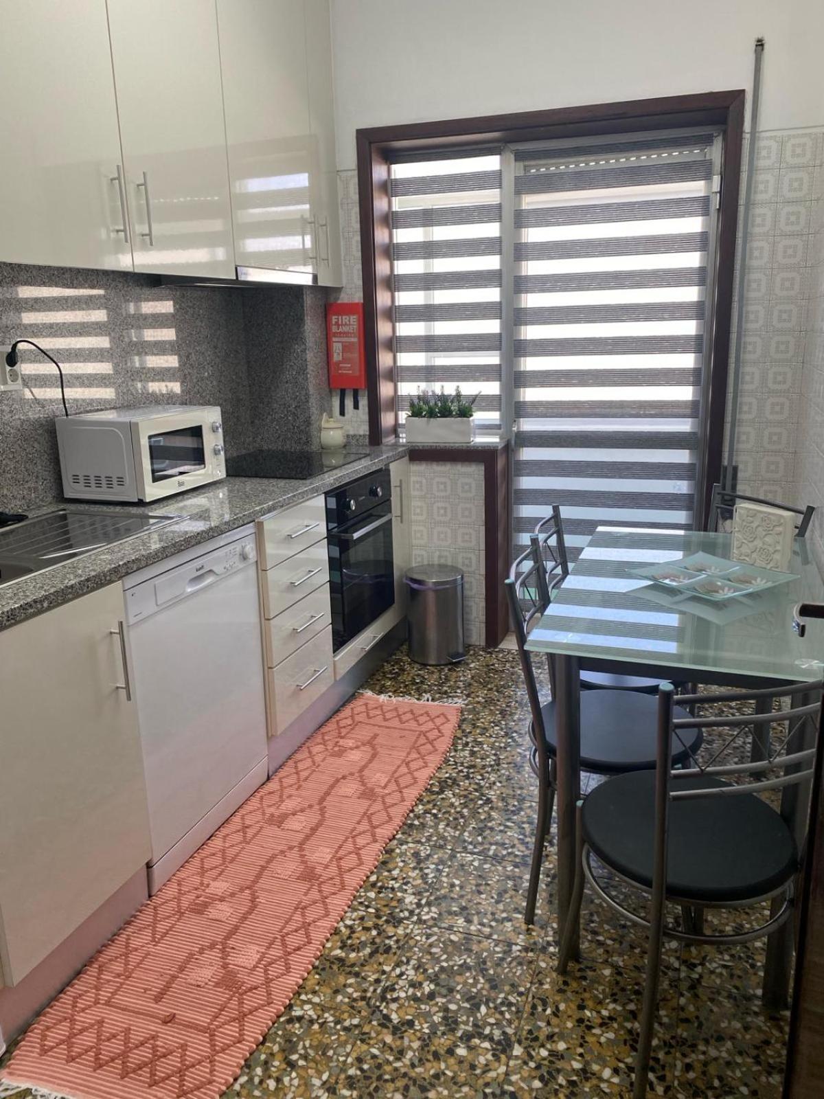 Art Gallery Apartment Porto Luaran gambar