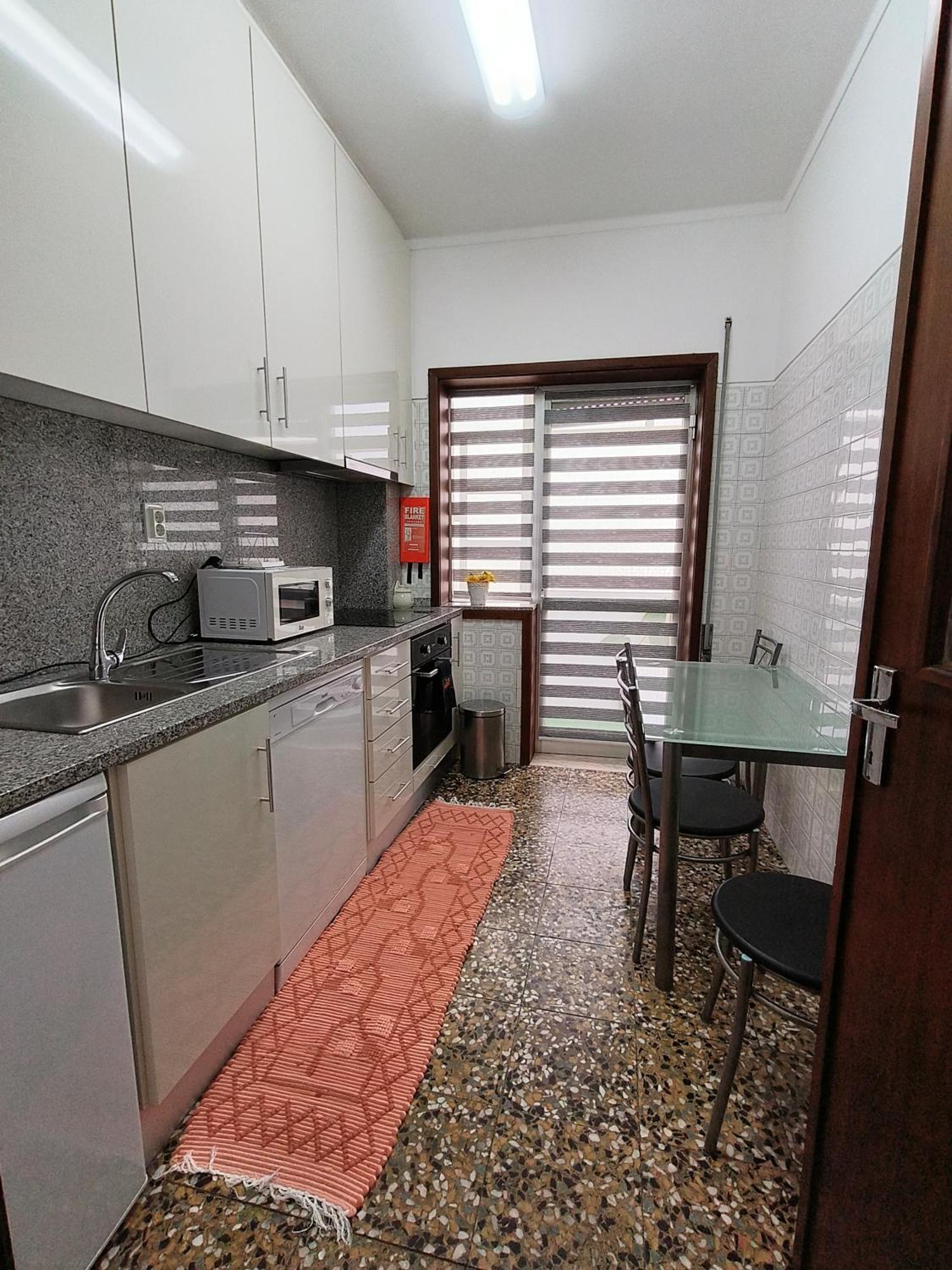 Art Gallery Apartment Porto Luaran gambar