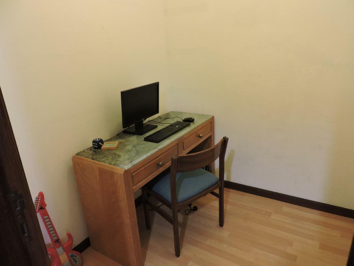 Art Gallery Apartment Porto Luaran gambar