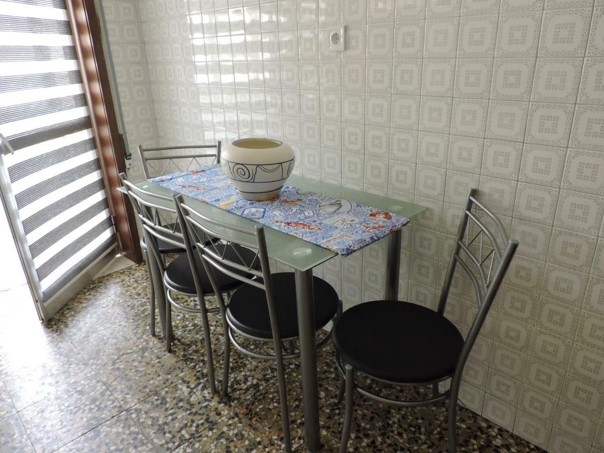 Art Gallery Apartment Porto Luaran gambar