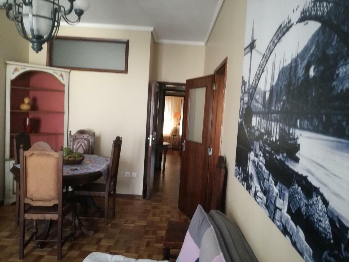 Art Gallery Apartment Porto Luaran gambar